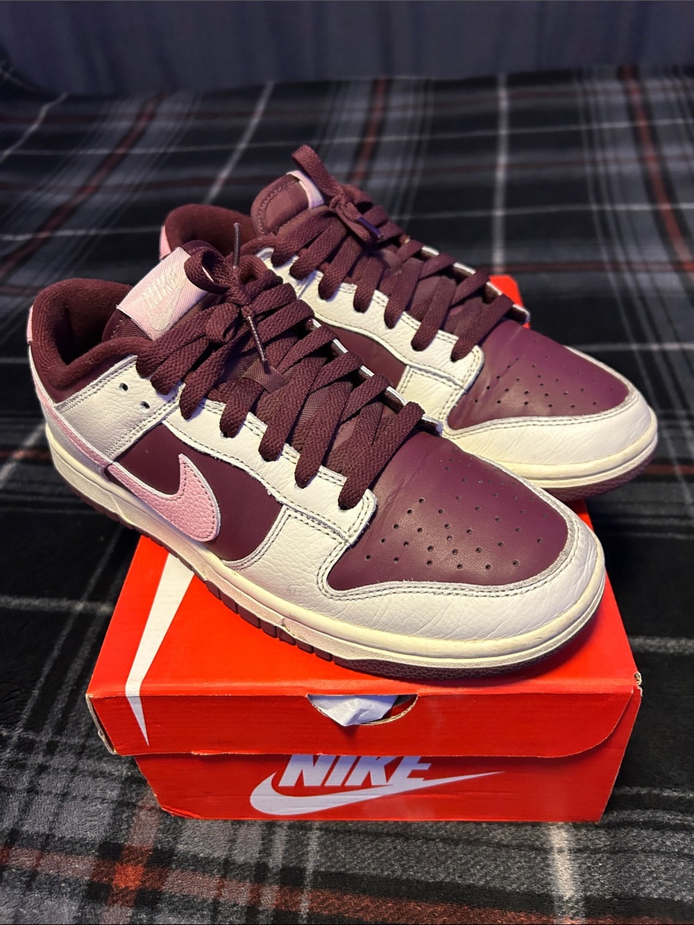 NIKE DUNK LOW PRM VALENTINE’S